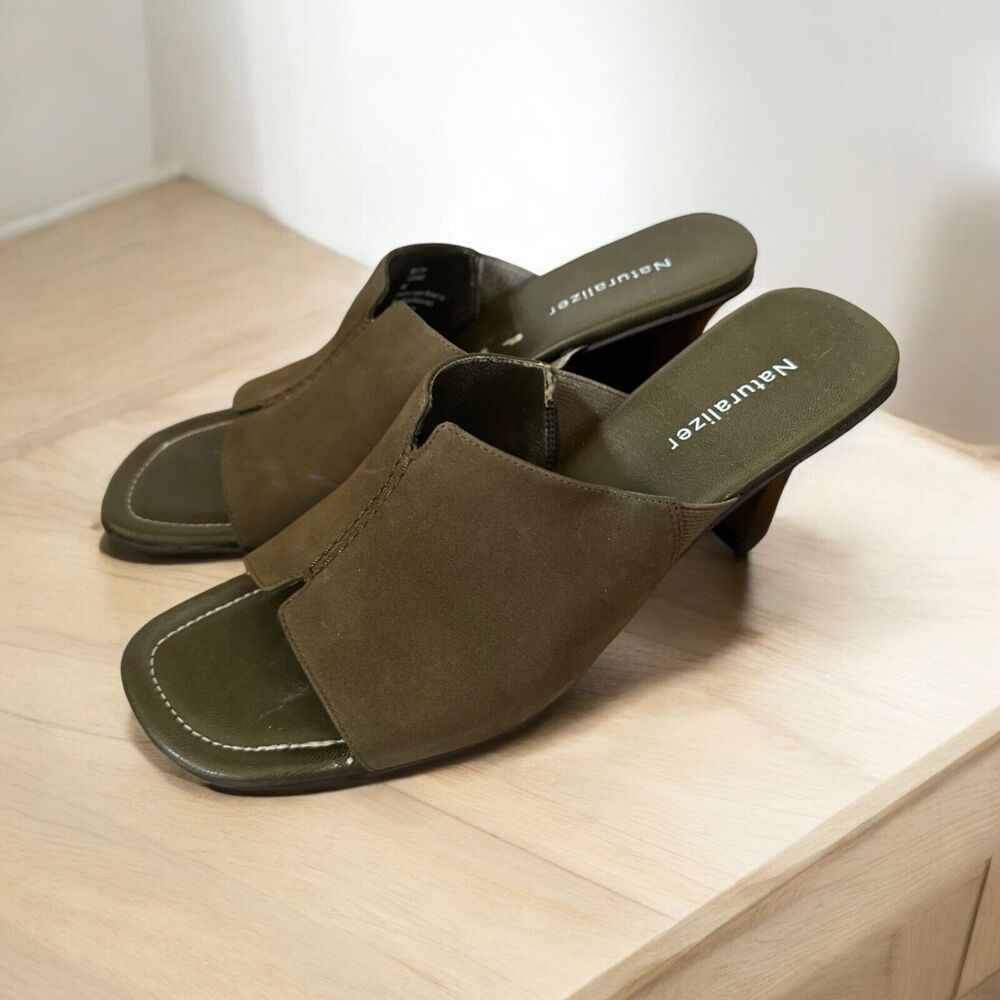 Naturalizer Women's Size 8 Moss‎ Green Mocha Wedge Suede Sandal Brown Heels